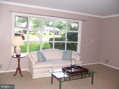 4445 Rockcrest Dr, Fairfax, VA 22032 - photo 7