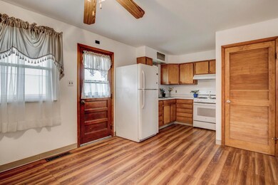 Kitchen and Eat-in Area