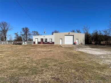 12074 S 141st St E, Gore, OK 74435 - photo 4