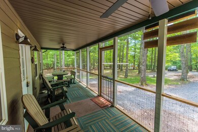 181 Moss Ln, Great Cacapon, WV 25422 - photo 4