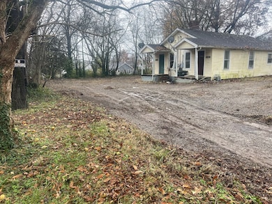 588 19th Ave W, Springfield, TN 37172 - photo 5