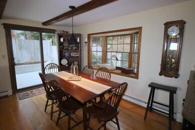 Dining to Deck