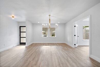 4949 Eppes St, Houston, TX 77021 - photo 3