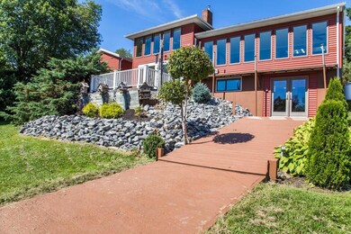 Welcome to 84 Cobbossee Ave!