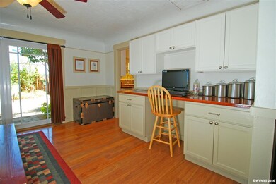 5884 S Whiskey Hill Rd, Hubbard, OR 97032 - photo 6