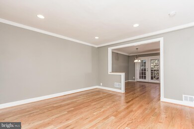 8641 Rock Oak Rd, Parkville, MD 21234 - photo 7