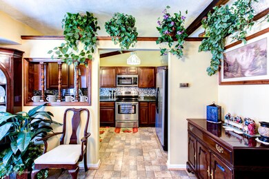 6801 Bainbridge Ct, Louisville, KY 40228 - photo 7