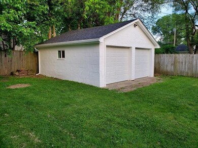 530 N. Maple 15