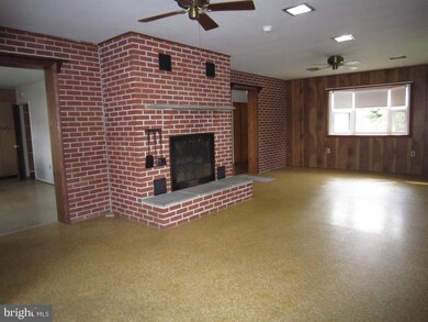 638 Union St, Lancaster, PA 17603 - photo 2