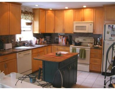 64 Kennedy Dr unit 66, Malden, MA 02148 - photo 3