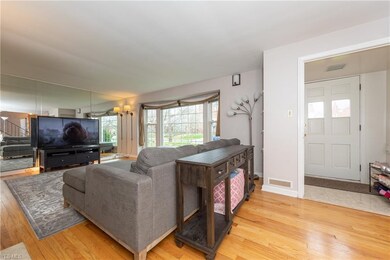 The Living Room showing the entry vestibule at rig