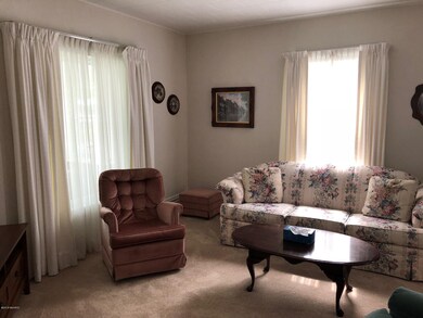 15 Wren Living Room