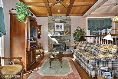 9407 Turnberry Dr, Potomac, MD 20854 - photo 4