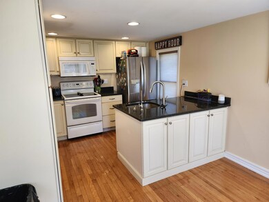 601 Piscassic St, Newmarket, NH 03857 - photo 5