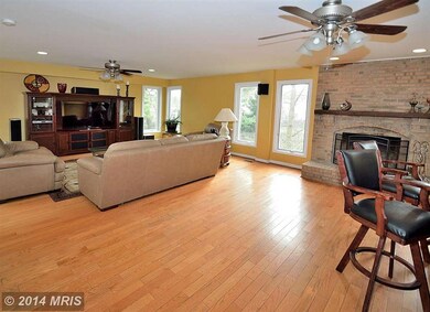 4606 Quartz Rock Ct, Chantilly, VA 20151 - photo 5