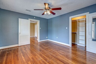 802 Columbia St unit 4, Houston, TX 77007 - photo 3