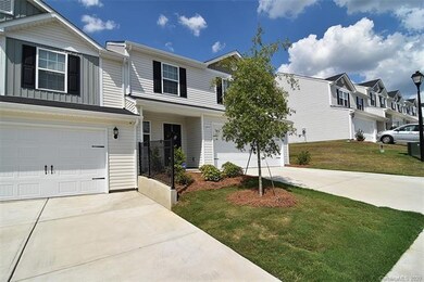 Beautifully groomed landscaped covered by HOA