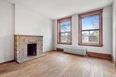 unlisted-address, Saint Louis, MO 63109 - photo 4