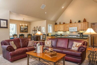 2610 E Elk Run - MLS 72dpi-4