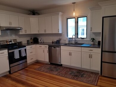 86 Hamilton Ave unit 1st floor, Barrington, RI 02806 - photo 2