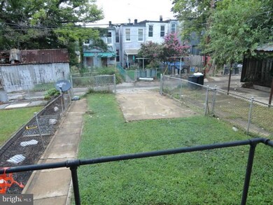 3042 Arunah Ave, Baltimore, MD 21216 - photo 4
