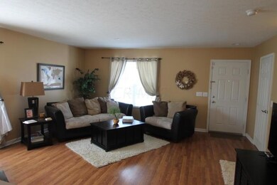 6520 Nottinghill Trail Dr, Canal Winchester, OH 43110 - photo 3