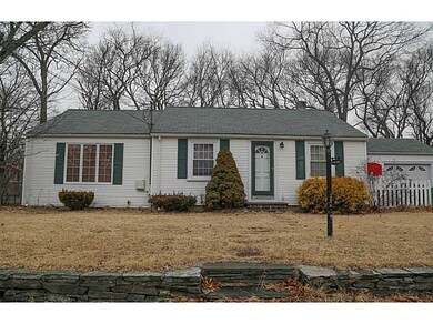 103 Vera St, Warwick, RI 02886 - photo 2