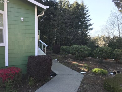 1484 Seacrest Ln, Brookings, OR 97415 - photo 4