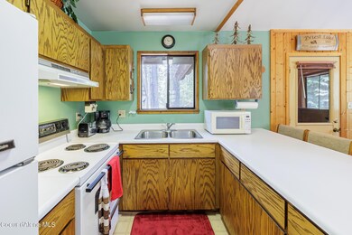 38 Mandy Ln-6