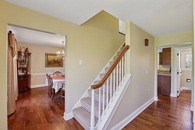 4252 Runningfawn Dr, Cincinnati, OH 45247 - photo 7