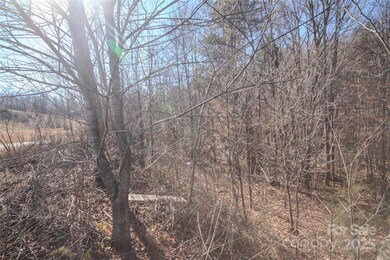 744 Chatsworth Cir unit 20, Lenoir, NC 28645 - photo 3