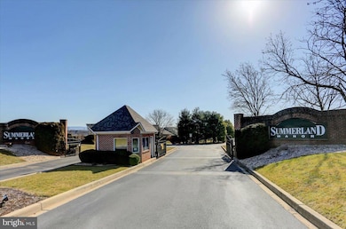 218 Sunbrook Ln unit 143, Hagerstown, MD 21742 - photo 3