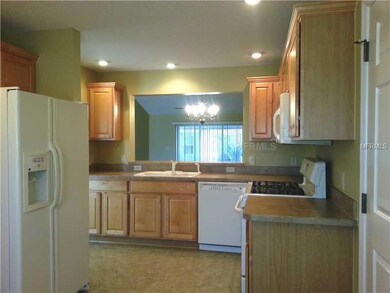 550 Balmoral Ln, The Villages, FL 32162 - photo 2