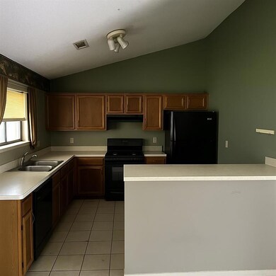 1055 Chapman Ln unit 1, Stone Mountain, GA 30088 - photo 4