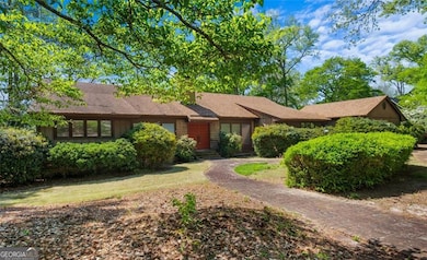 425 Audubon Cir, Griffin, GA 30223 - photo 2