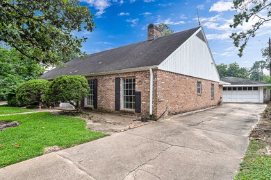 10019 Lynbrook Dr, Houston, TX 77042 - photo 3