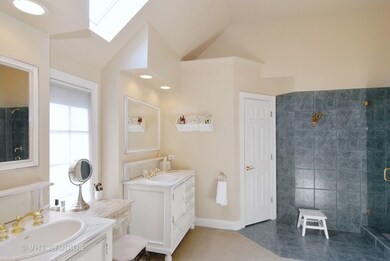 2561 Sutton Ln unit 47, Aurora, IL 60502 - photo 7