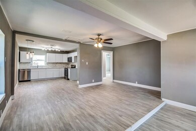 1820 S Maurice Ave, Denison, TX 75020 - photo 4