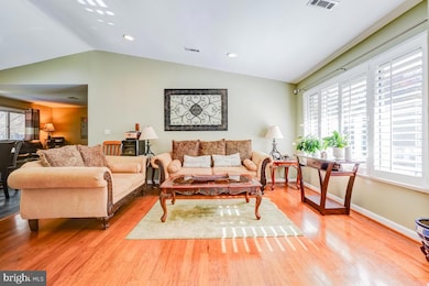 16012 Partell Ct, Bowie, MD 20716 - photo 5