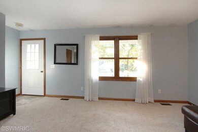 1805 Ball Ave NE, Grand Rapids, MI 49505 - photo 4