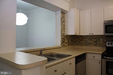 4561 Strutfield Ln unit 3111, Alexandria, VA 22311 - photo 4