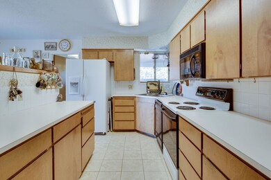 10-web-or-mls-5351 SW Quarry Ave-10