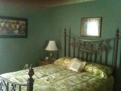 1569 Powell Ln, Lewisburg, TN 37091 - photo 4