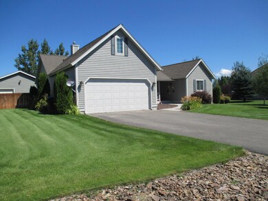101 W Bowman Dr, Kalispell, MT 59901 - photo 2