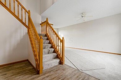 n 4029 Calder Ct E004