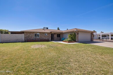 2557 E Inverness Ave, Mesa, AZ 85204 - photo 2