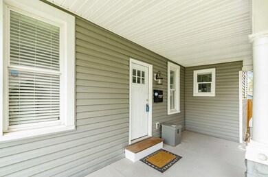 006_796c7_L 717 Siebert St077