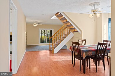 10976 Hiram Ct, Manassas, VA 20109 - photo 6