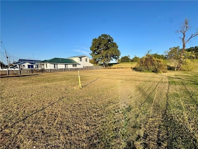 15586 River Rd, Hahnville, LA 70057 - photo 3