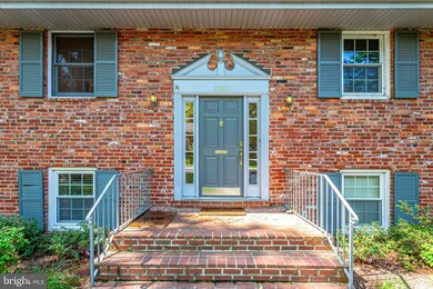 1009 Dalebrook Dr, Alexandria, VA 22308 - photo 3